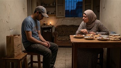 قصه تزوج شاباً من ٳبنة خالته كامله